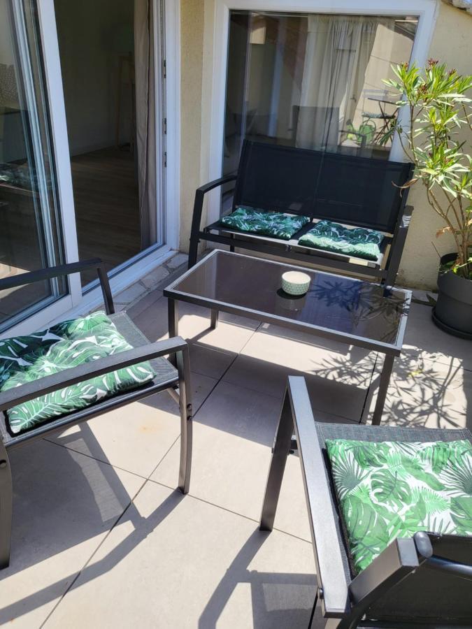La Dolce Vita Nimoise Terrasse 100 M Des Arenes Νιμ Εξωτερικό φωτογραφία